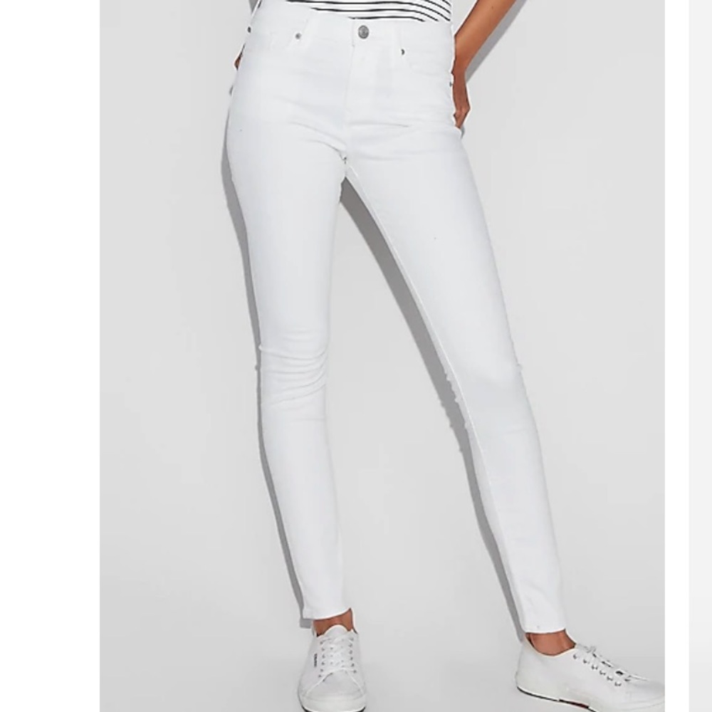 EXPRESS MID RISE WHITE JEGGING JEANS